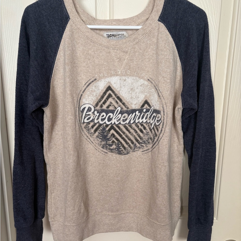 Breckenridge Beige and Navy Sweatshirt